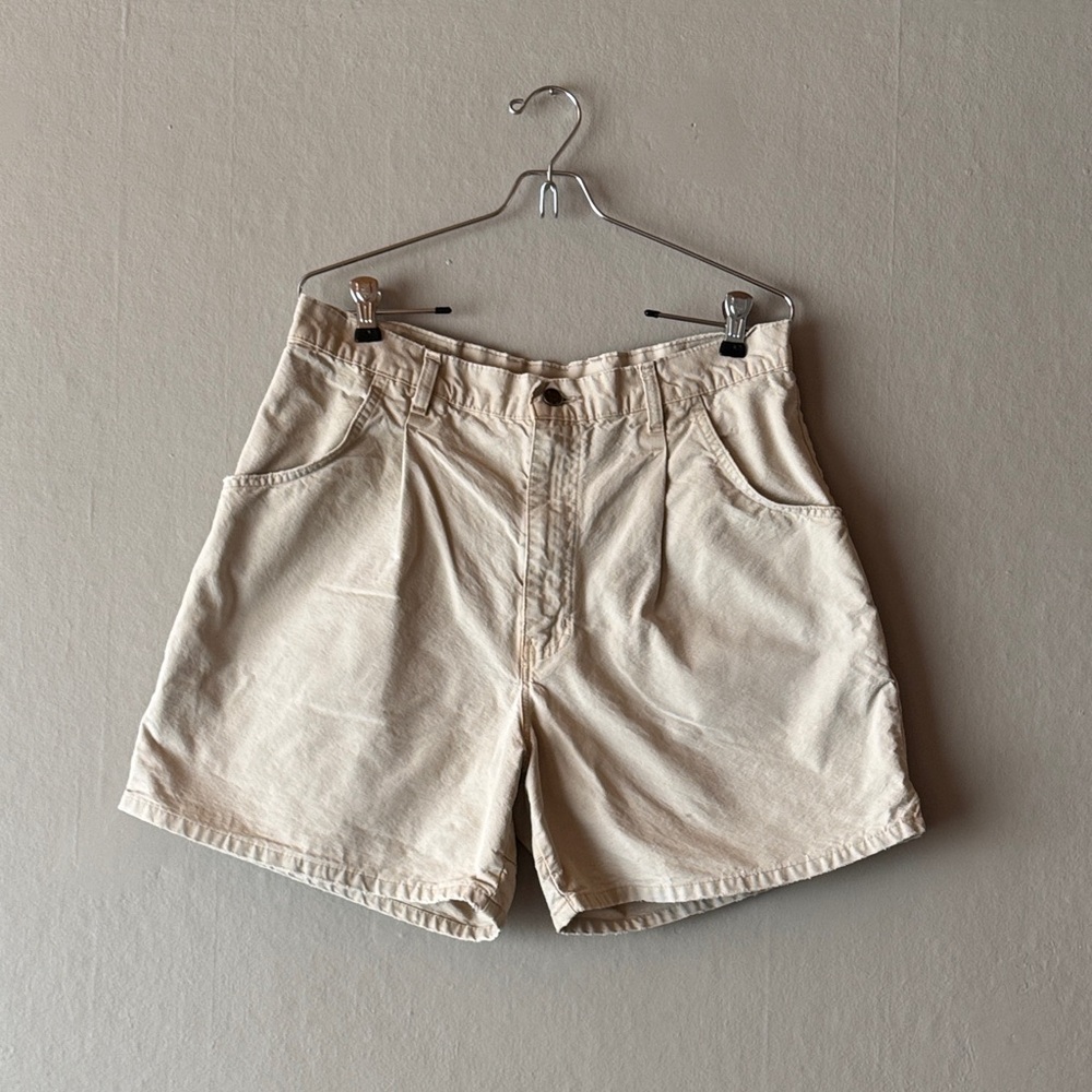 Vintage MEC Khaki/Tan High-Waist Casual Shorts